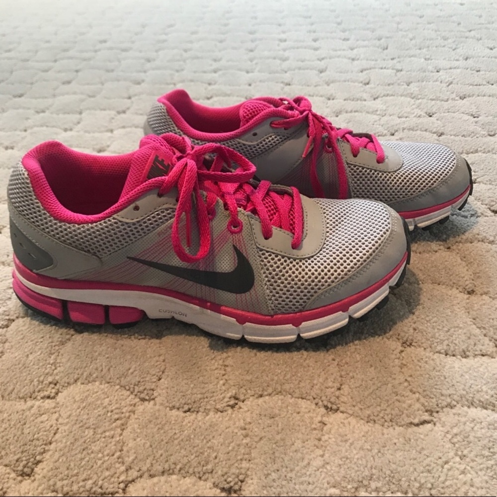 Nike Air Icarus with fit sole GUC sz 8.5 women’s